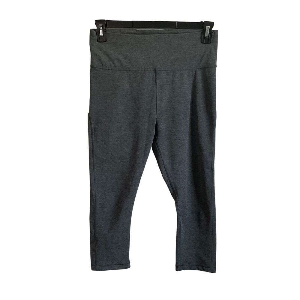 Athleta Ultimate Stash Pocket Capri Grey‎ Leggings - Size Medium